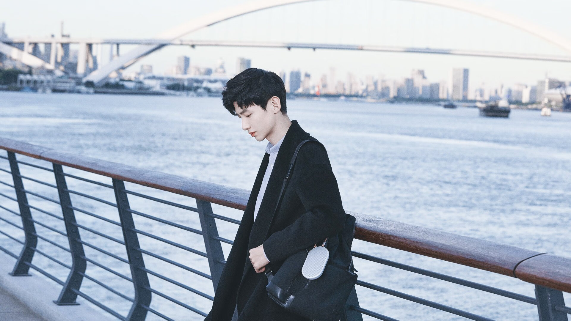 中国队用坚韧与速度征服赛场，中国队用坚韧与速度征服赛场比赛